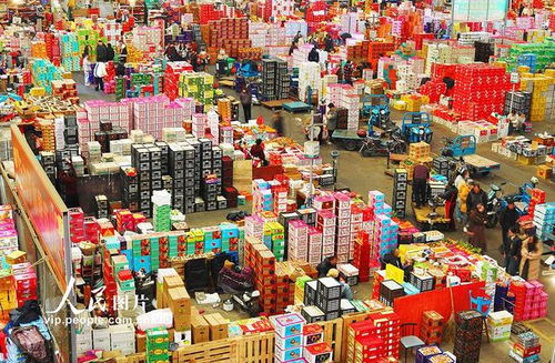 浙江义乌节前果品市场 物丰价稳购销两旺，果品收购火热